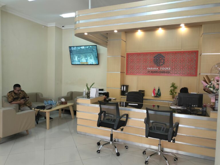 kantor farayatours-1
